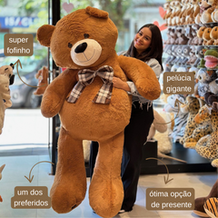 Urso Gigante de Pelúcia - 150cm